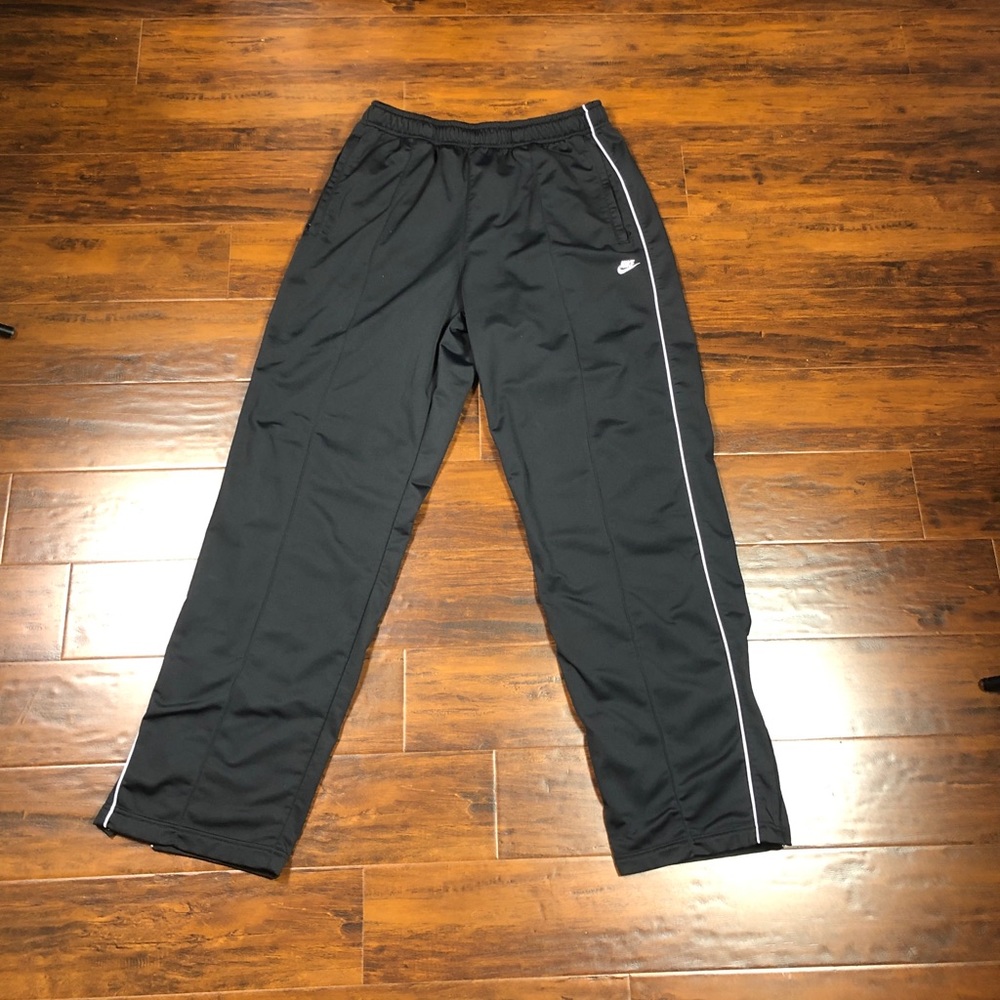 Men’s Nike active wear pants